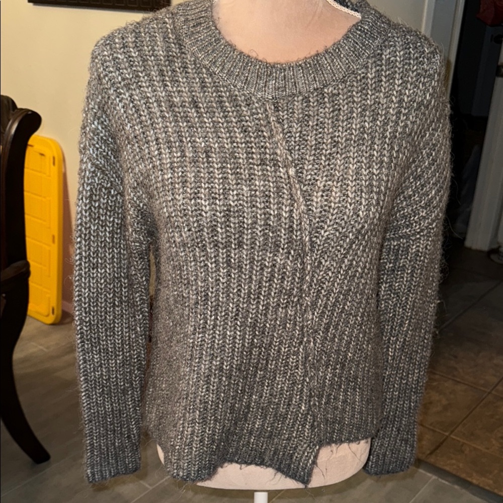 Gray Crew Neck Chunky Knit Sweater